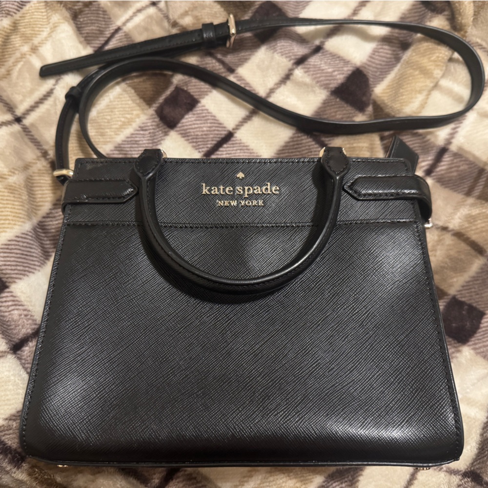 Kate Spade Elegant Black Crossbody Bag - Picture 2 of 4